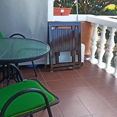 דירה App Lola אומאג